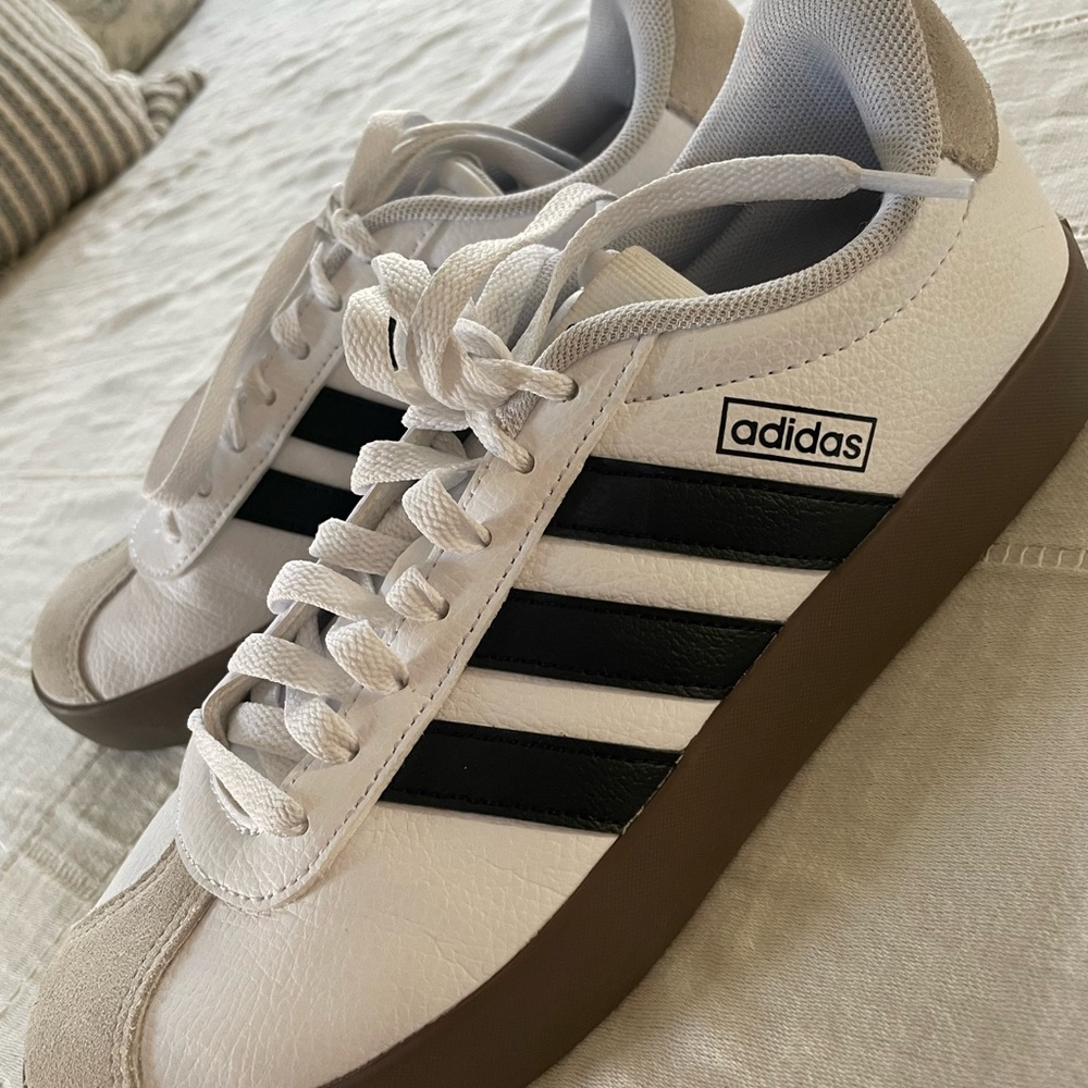 Adidas VL Court 3.0 Casual Sneakers